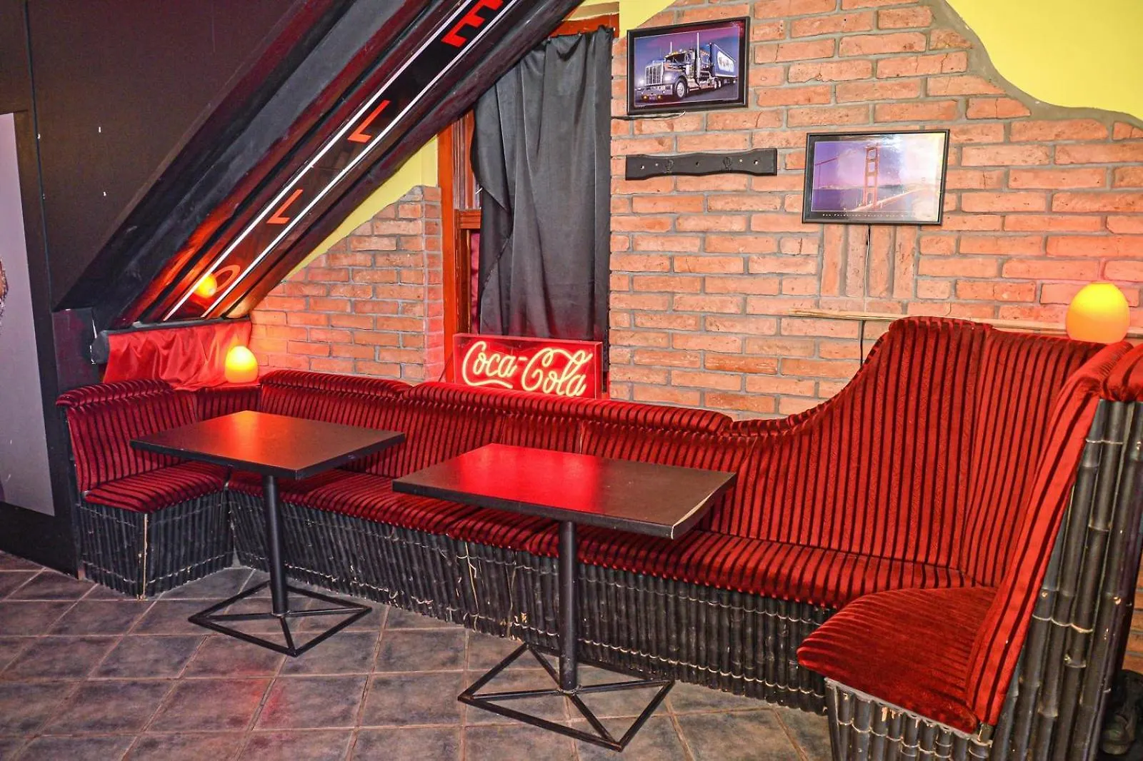 Apartment Brique Jobb Mint Othon Apartman Hajduszoboszlo